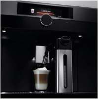 AEG KKK994500B Einbau-Kaffeemaschine mit Latte-Macchiato und Cappuccino-Funktion / Schwarz