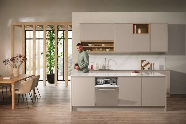 Miele G 5468 SCVi XXL Active Plus E Vollintegrierter Geschirrspüler für optimale Trocknungsergebnisse dank AutoOpen-Trocknung